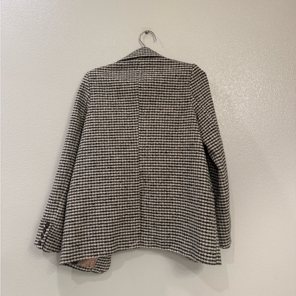 ASTR Pauline Houndstooth Gingham Blazer - Picture 3 of 8